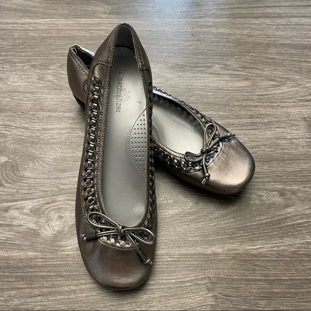 Naturalizer Pewter Metallic Braided-Accent Bow Round Toe Flats Shoes Size 8.5W